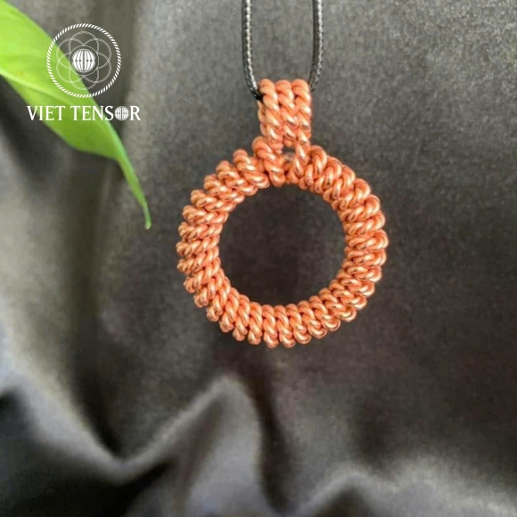Tensor coil pendant
