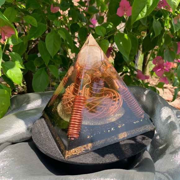 White Quartz Orgonite Pyramid