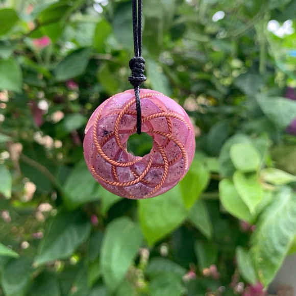 Mặt dây đeo cổ Torus Orgonite Tesla 369